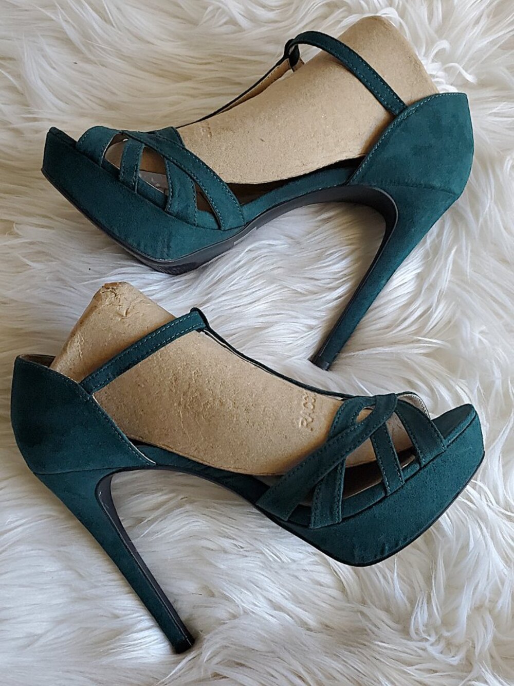 Charlotte Russe Emerald Green T Strap Open Toe Platform Stiletto Heel Shoe SZ 9